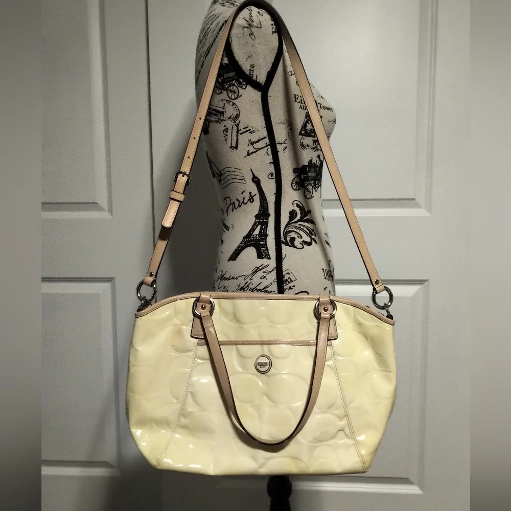Authentic Coach Vintage Purse